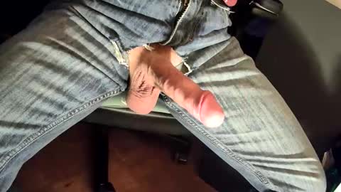 Snapshot of gnaatsch12 chatting on January 6, 2026, 4:11 pm gnaatsch online show from January 6, 2026, 4:11 pm