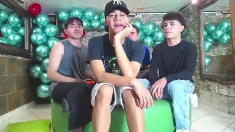 THOMAS AND DAMIAND online show from February 21, 2025, 11:33 am