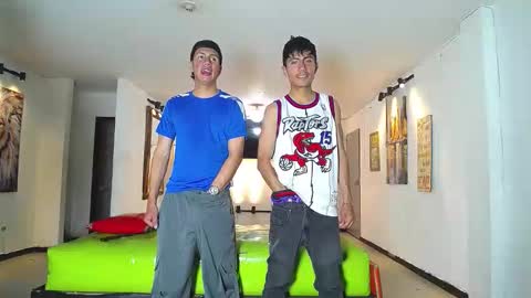 THOMAS AND DAMIAND online show from December 2, 2025, 6:36 pm