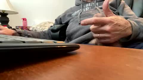 Snapshot of gngnxxx chatting on October 20, 2025, 6:08 pm gngnxxx online show from October 20, 2025, 6:08 pm