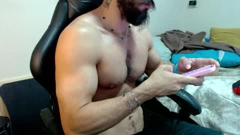 god hunkules online show from March 18, 2026, 4:32 pm