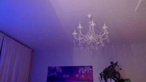 Snapshot of goddes_goldie chatting on October 22, 2025, 7:13 pm Goldie online show from October 22, 2025, 7:13 pm