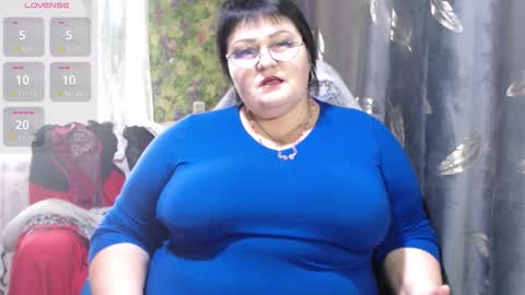 Snapshot of goddess57 chatting on October 20, 2025, 8:26 am Goddess online show from October 20, 2025, 8:26 am