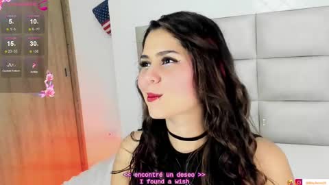 Snapshot of goddess_mia2 chatting on October 5, 2025, 3:05 am Mia online show from October 5, 2025, 3:05 am