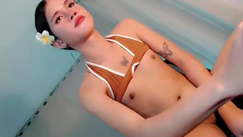 Snapshot of goddess_riana chatting on November 14, 2025, 4:11 am YOUR GODDESS RIAN online show from November 14, 2025, 4:11 am