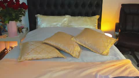 Katrin online show from October 19, 2025, 12:22 am