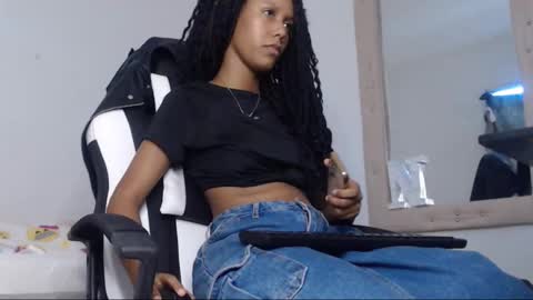 Snapshot of goddess_valen chatting on November 17, 2025, 6:24 pm goddess_valen online show from November 17, 2025, 6:24 pm