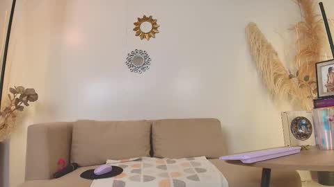 Victoria Ocaso online show from October 13, 2025, 3:01 pm