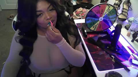 Snapshot of goddesscocoaa chatting on January 28, 2025, 10:56 am Goddess Cocoa online show from January 28, 2025, 10:56 am
