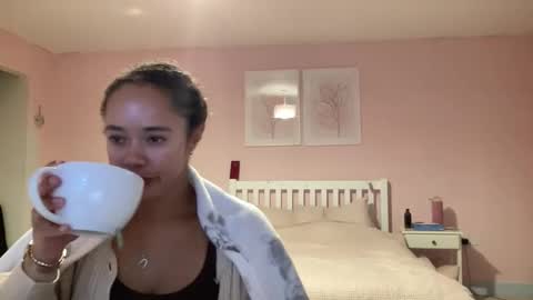 Goddess L online show from May 15, 2026, 7:54 pm
