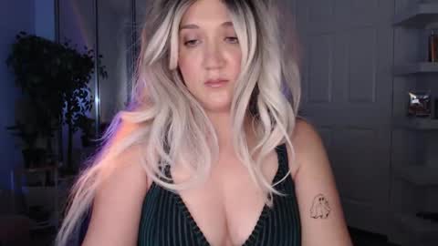 Goddess Emmy online show from March 1, 2026, 6:04 am