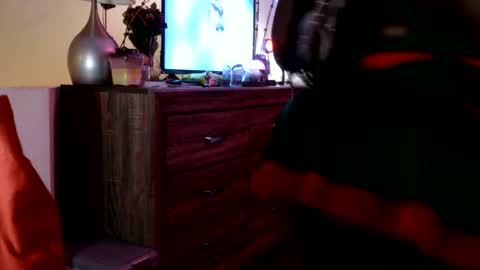 Snapshot of goddessmonni chatting on December 25, 2024, 7:35 am MonniDoll online show from December 25, 2024, 7:35 am