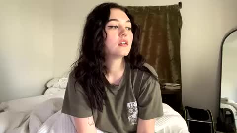 Goddess Raven online show from December 10, 2024, 1:44 pm