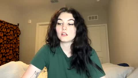 Goddess Raven online show from February 1, 2025, 12:07 am
