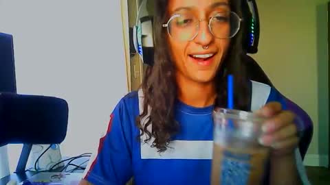 goddessvikkii online show from January 14, 2026, 8:47 pm