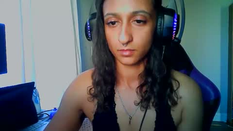 goddessvikkii online show from January 15, 2026, 8:34 pm