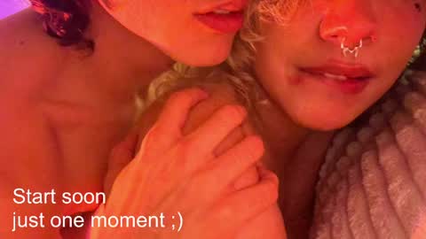 goddest_perseus_ online show from April 4, 2026, 6:05 pm