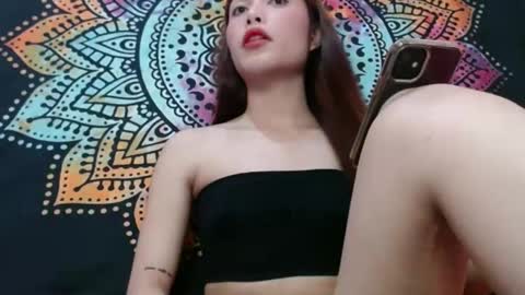 Caulix online show from December 8, 2024, 5:33 pm