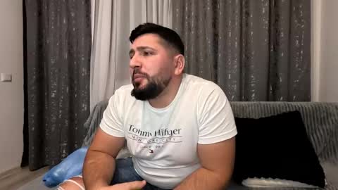 gold_alpha_boy online show from November 19, 2025, 6:30 pm