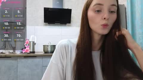 Snapshot of golden_bag chatting on September 11, 2025, 8:31 pm Jess online show from September 11, 2025, 8:31 pm