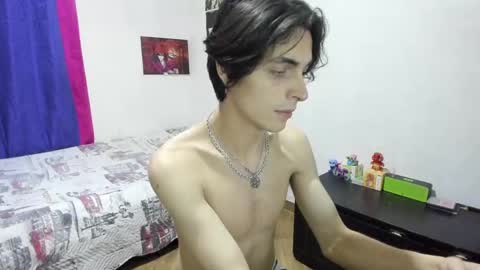 Snapshot of golden_ryan chatting on October 1, 2025, 3:45 am Jmmmm online show from October 1, 2025, 3:45 am