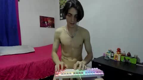 Snapshot of golden_ryan chatting on October 31, 2025, 6:14 am Jmmmm online show from October 31, 2025, 6:14 am