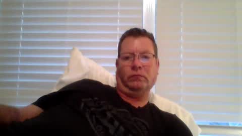Snapshot of goldenbear3111 chatting on September 21, 2025, 10:33 pm goldenbear3111 online show from September 21, 2025, 10:33 pm