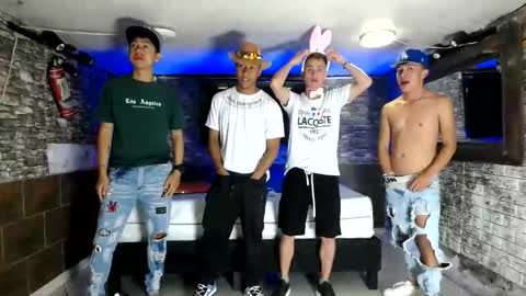 GOLDENJOI online show from October 31, 2025, 11:44 am