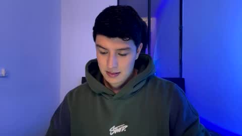 goldenknight33 online show from November 14, 2025, 2:16 pm