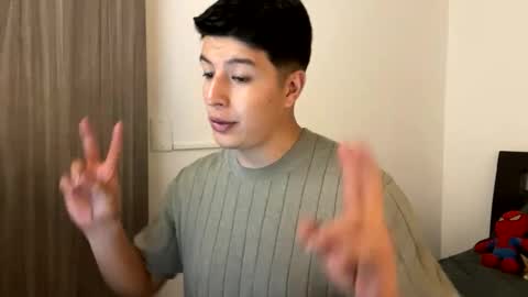 goldenknight33 online show from December 2, 2025, 4:46 pm