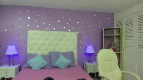 Snapshot of goldentemptation_ chatting on March 1, 2026, 1:35 pm goldentemptation_ online show from March 1, 2026, 1:35 pm