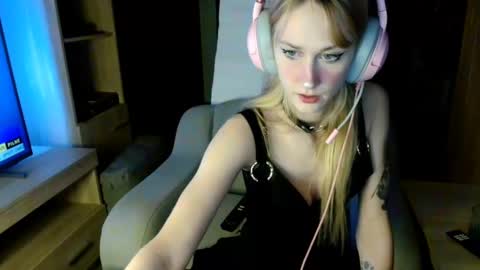 Snapshot of goldiehanny chatting on February 21, 2025, 6:15 pm GoldieHanny online show from February 21, 2025, 6:15 pm