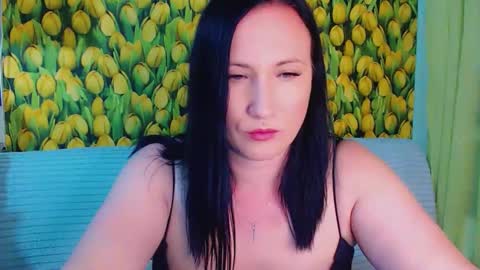 goldmoonn online show from May 23, 2026, 6:01 pm