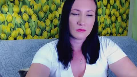 goldmoonn online show from July 23, 2026, 6:39 pm