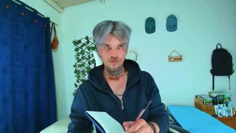 Snapshot of goldy_loyal99 chatting on March 3, 2026, 1:12 am Goldy Loyal93 online show from March 3, 2026, 1:12 am