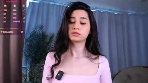 Snapshot of goldygrillz chatting on November 8, 2025, 3:18 am angel online show from November 8, 2025, 3:18 am