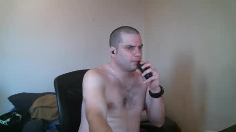 Snapshot of goleafzgo chatting on January 31, 2026, 9:35 pm goleafzgo online show from January 31, 2026, 9:35 pm