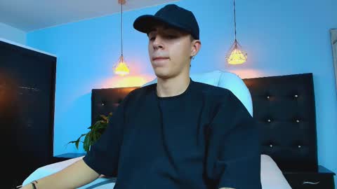 good_sheep online show from March 7, 2025, 3:29 am