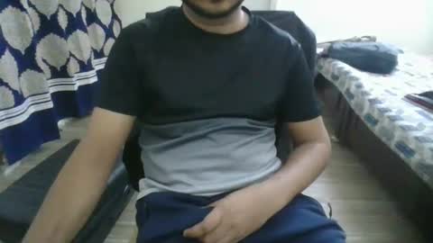 Snapshot of goodfucker3252 chatting on December 17, 2024, 11:05 pm Arab Pronstar online show from December 17, 2024, 11:05 pm