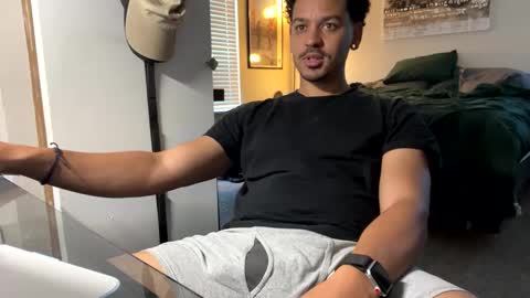 Goodjob Jay online show from October 3, 2025, 4:26 pm