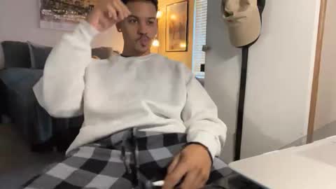 Goodjob Jay online show from October 15, 2025, 3:23 pm