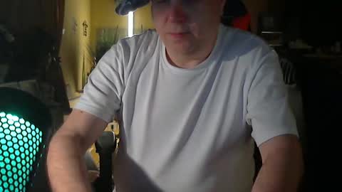 google5001 online show from November 5, 2025, 8:31 pm