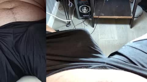 Snapshot of goonergoober69 chatting on November 17, 2025, 5:24 am goonergoober69 online show from November 17, 2025, 5:24 am