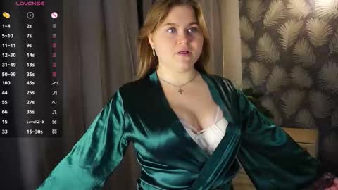 Sexy Mona 3 online show from October 24, 2025, 6:59 pm
