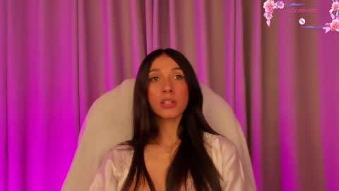 Snapshot of gorgeous_brunette chatting on February 4, 2025, 11:38 am Rose online show from February 4, 2025, 11:38 am