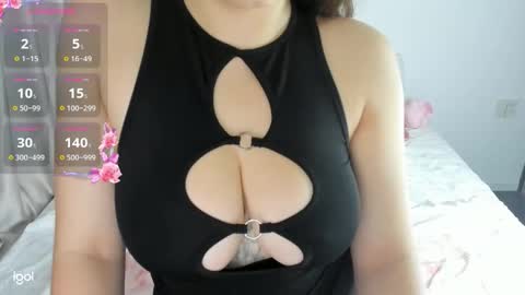 gorgeousline online show from October 24, 2025, 2:41 am