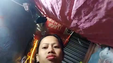 Snapshot of gorgeouspinay_babe chatting on September 22, 2025, 12:51 pm GorgeousPinay babe online show from September 22, 2025, 12:51 pm