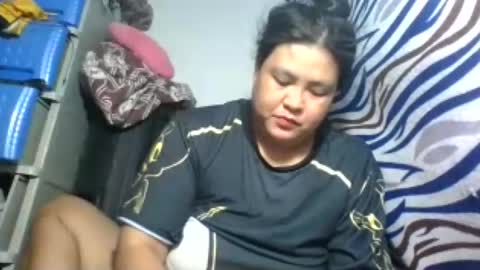 gorgeousselenaxx online show from July 24, 2026, 2:20 am