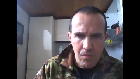 gorillonexxx online show from May 1, 2026, 1:26 pm