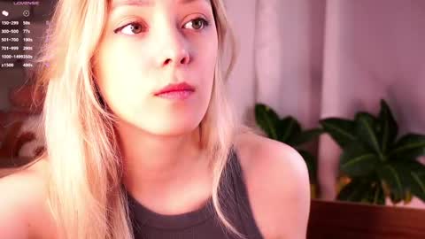 Luna online show from May 30, 2026, 1:57 am